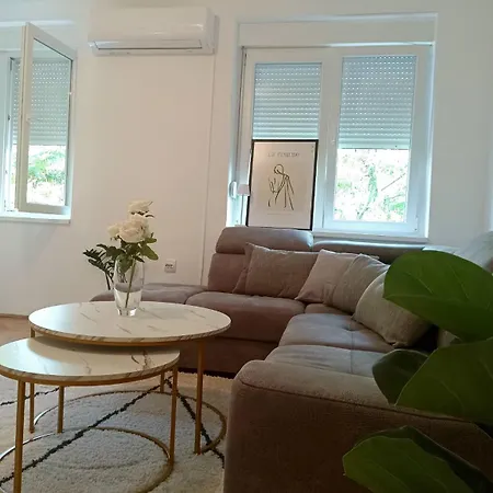 Centar Lux * Trebinje