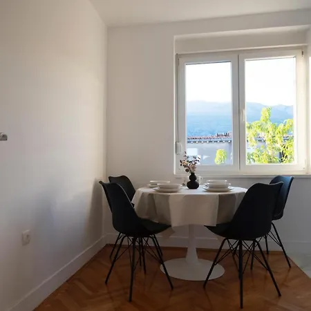 Centar Lux Διαμέρισμα *