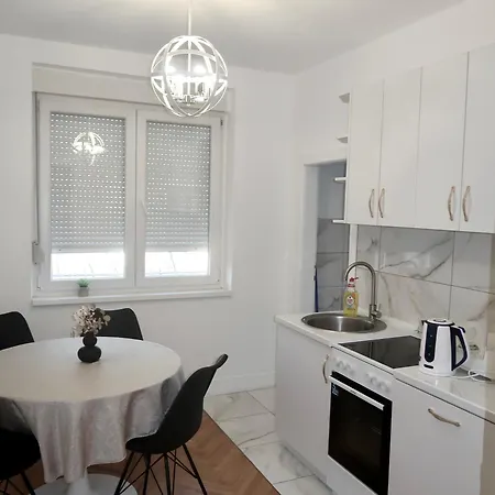 Διαμέρισμα Centar Lux